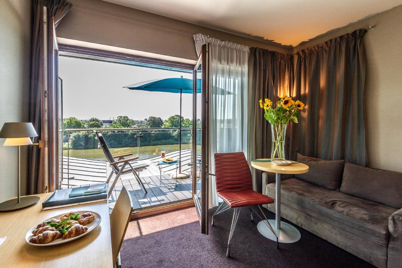 Niebieski Art Hotel & Spa Krakow Exterior photo A typical studio apartment