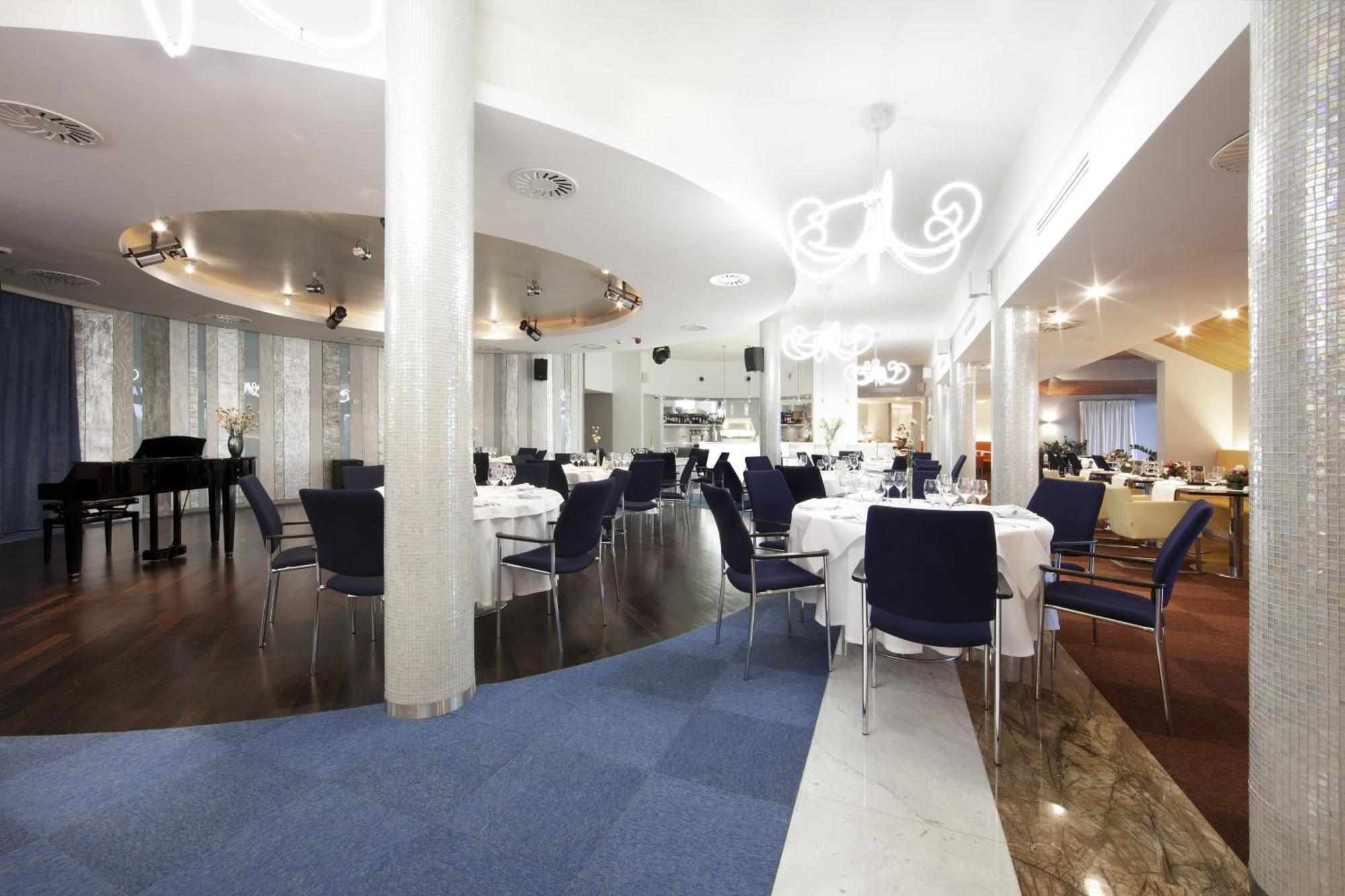 Niebieski Art Hotel & Spa Krakow Exterior photo Restaurant