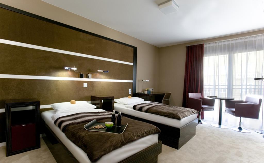 Niebieski Art Hotel & Spa Krakow Room photo A room at the hotel